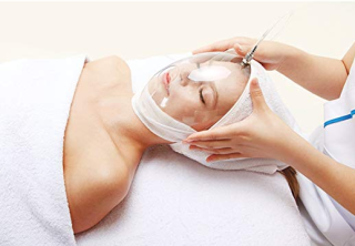 Book our new Oxygen Facial and enjoy plumper, dewier skin!